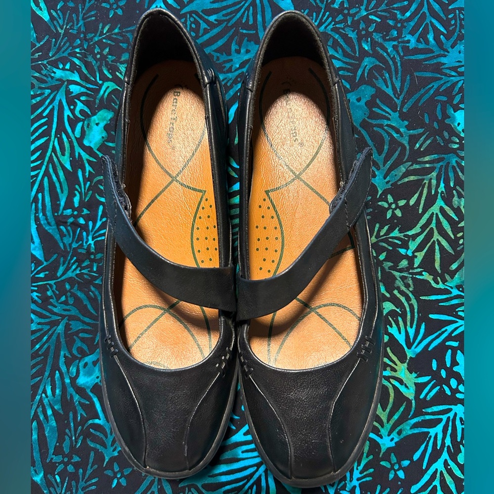 Bare Traps Landon Mary Jane Black Faux Leather Shoes Size 10 Womens